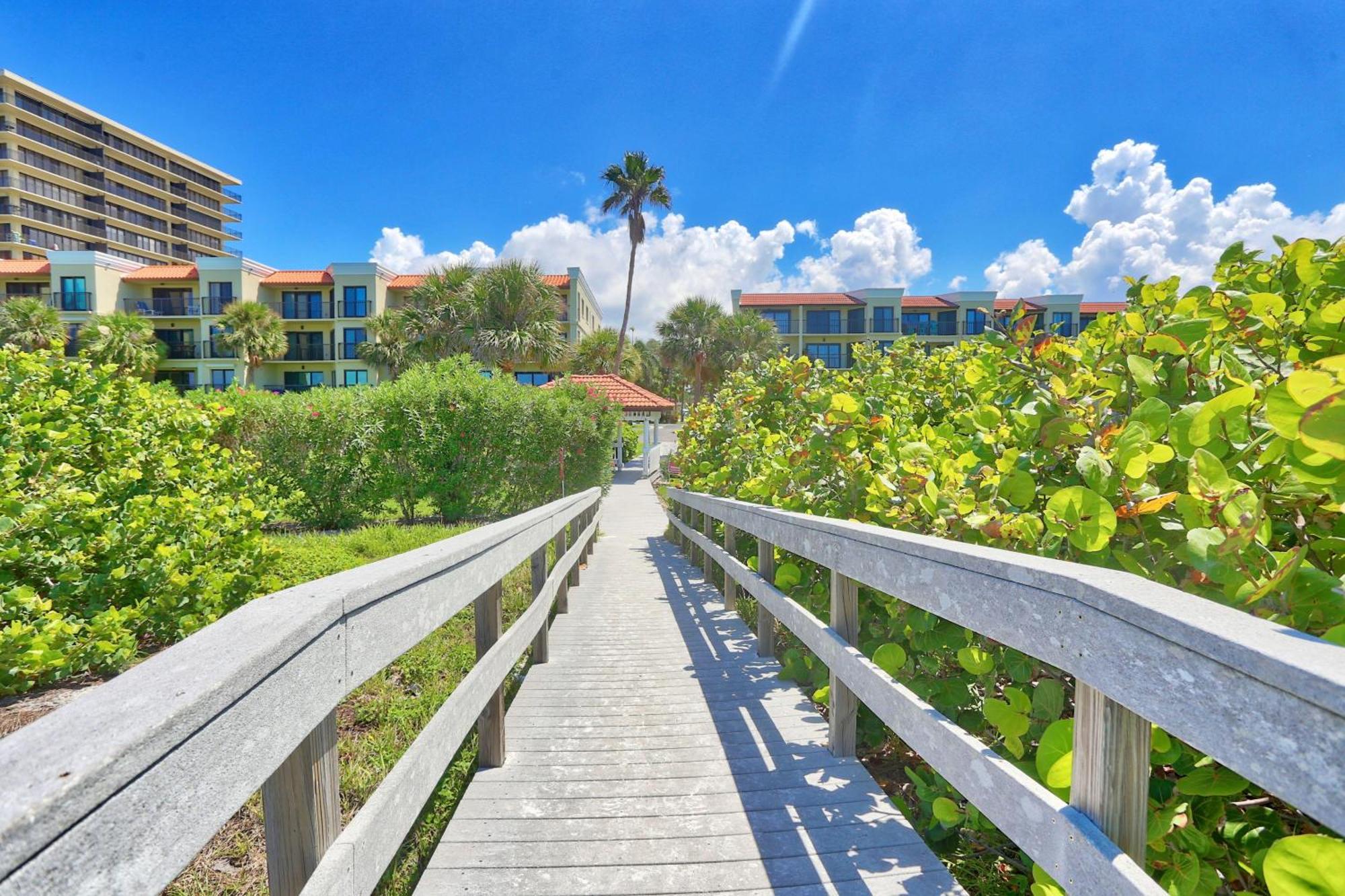 Land'S End 6-303 Beach Front - Premier Villa St. Pete Beach Exterior photo